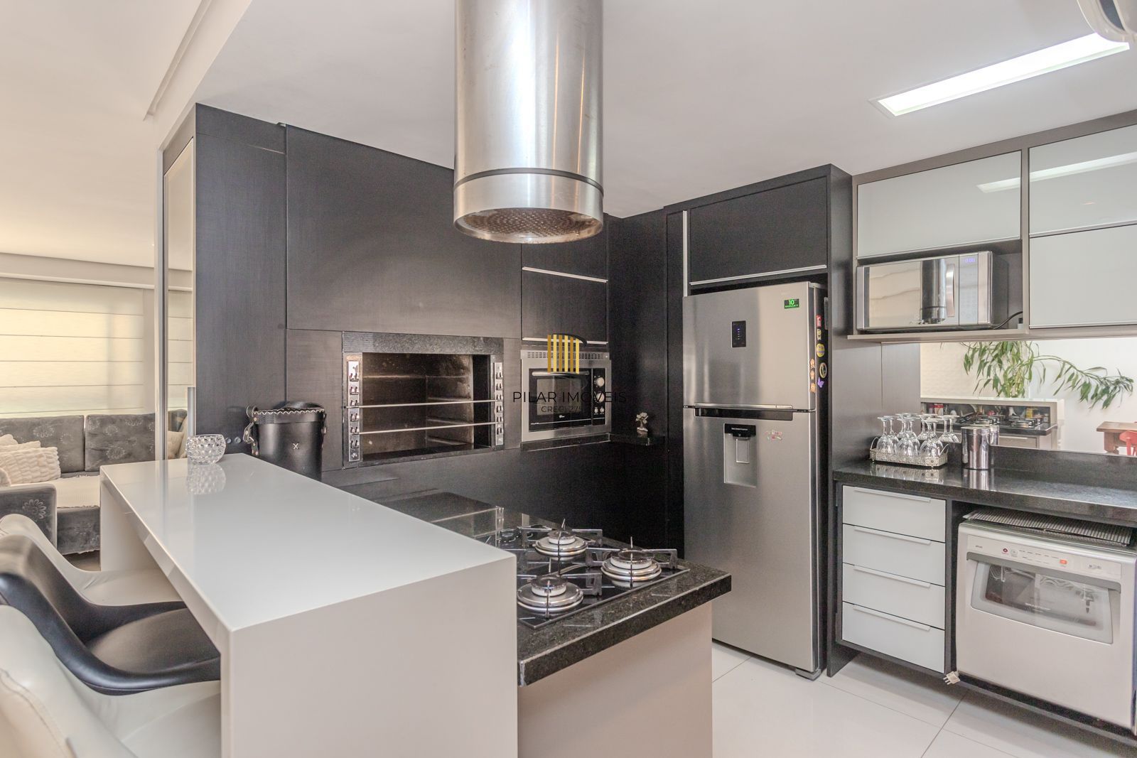 Casa com 3 suítes, Jacuzzi e vista panorâmica para o Guaíba