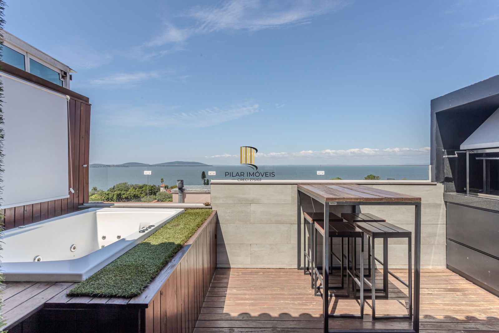 Casa com 3 suítes, Jacuzzi e vista panorâmica para o Guaíba
