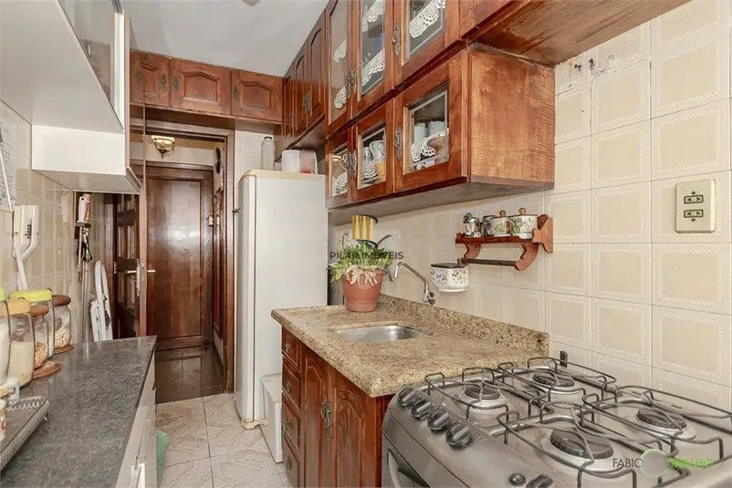 APARTAMENTO 2 DORMITORIOS E 1 VAGA AMPLO E CONSERVADO