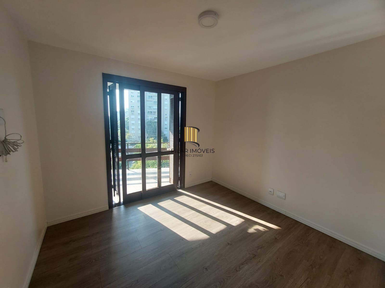 Cobertura reformada no Bairro Jardim Lindóia