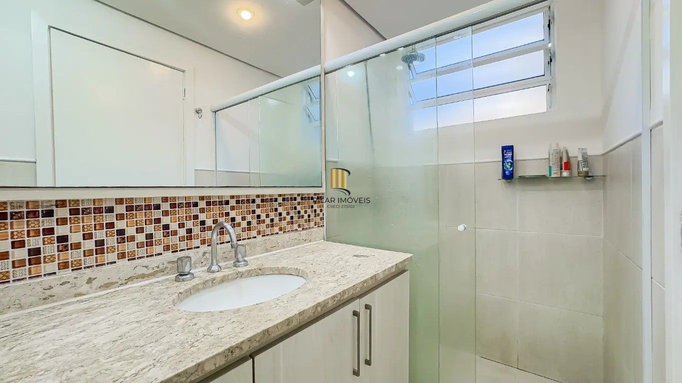 Apartamento Semimobiliado com 3 Dormitórios (1 Suíte com Hidro) – 104 m² e Vaga Coberta