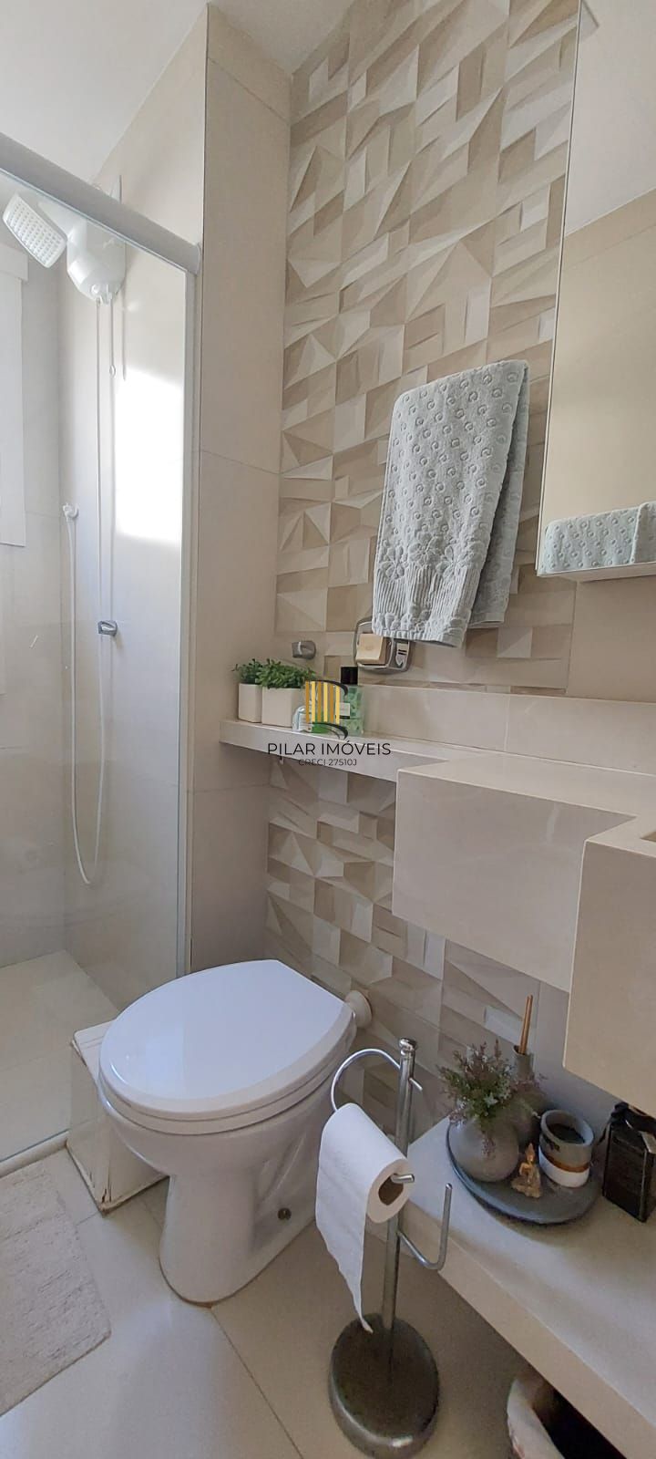 1 DORMITORIO SEMIMOBILIADO 54,69M²