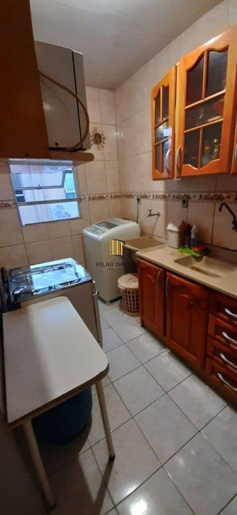 Apartamento 2 dormitórios no bairro Rubem Berta