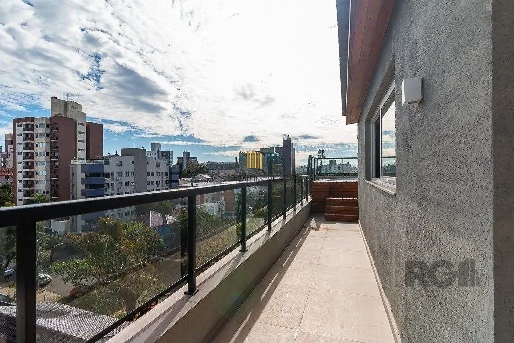 Cobertura com 4 quartos e 197m² à venda em Petrópolis, Porto Alegre.