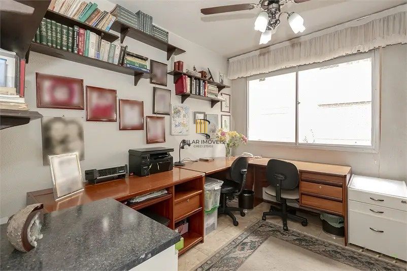 APARTAMENTO 2 DORMITORIOS E 1 VAGA AMPLO E CONSERVADO