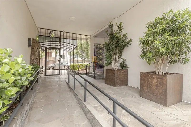 APARTAMENTO 2 DORMITORIOS E 1 VAGA AMPLO E CONSERVADO