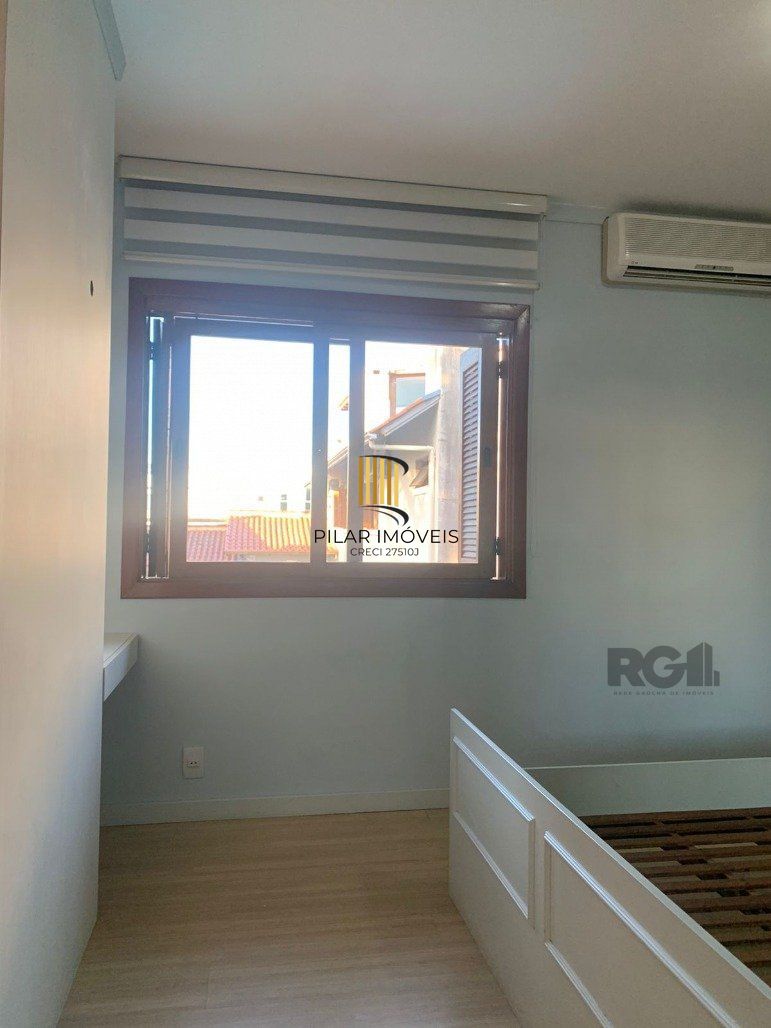 Casa de Condomínio 3 dormitórios no bairro Cavalhada