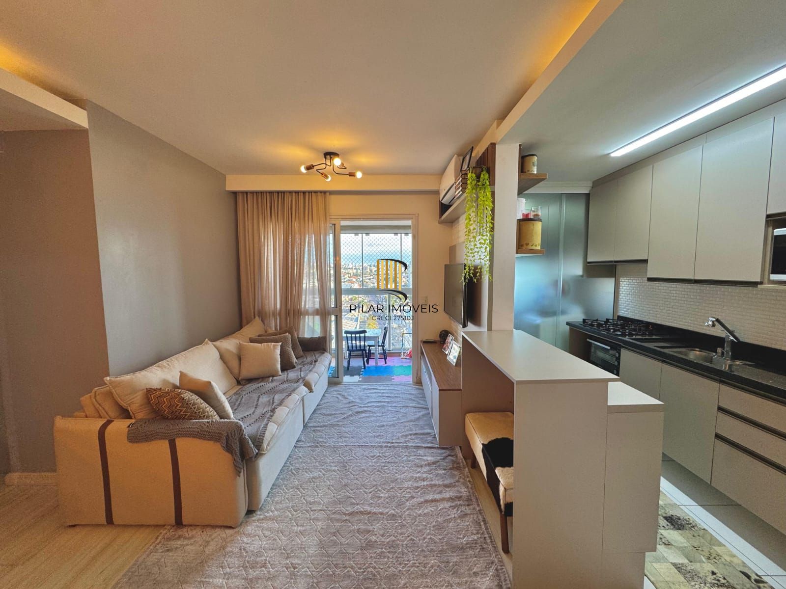 Andar Alto, Vista Panorâmica e Conforto Total – Rossi Fiateci