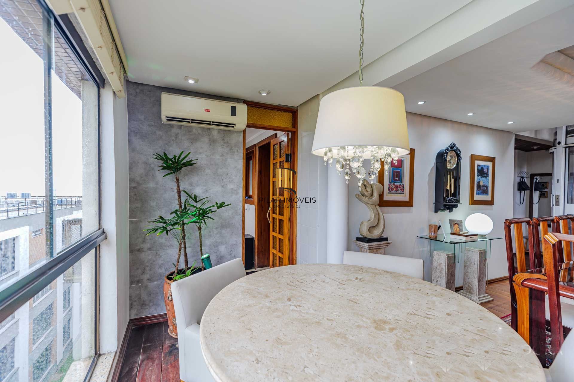 3 pavimentos com elevador eletronico e 2 vagas cobertas