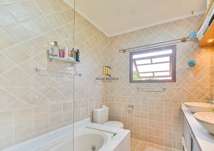 Casa 3 dormitórios no bairro Jardim Isabel