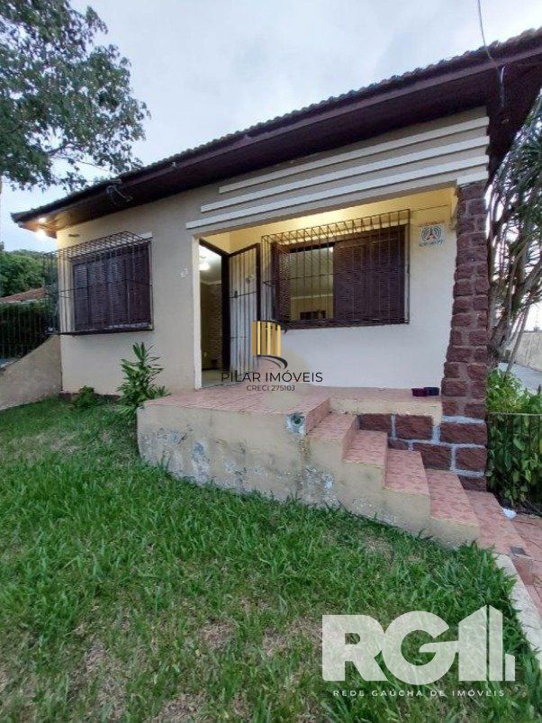 Linda Residência com cinco dormitórios no centro da cidade de Viamão/RS - Pilar Imóveis