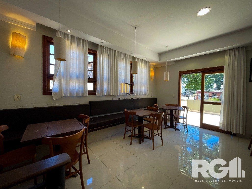 Casa 4D em condomínio na zona sul!