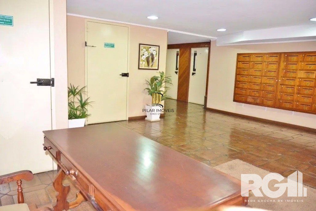 Apartamento 2 dormitórios no bairro Floresta.