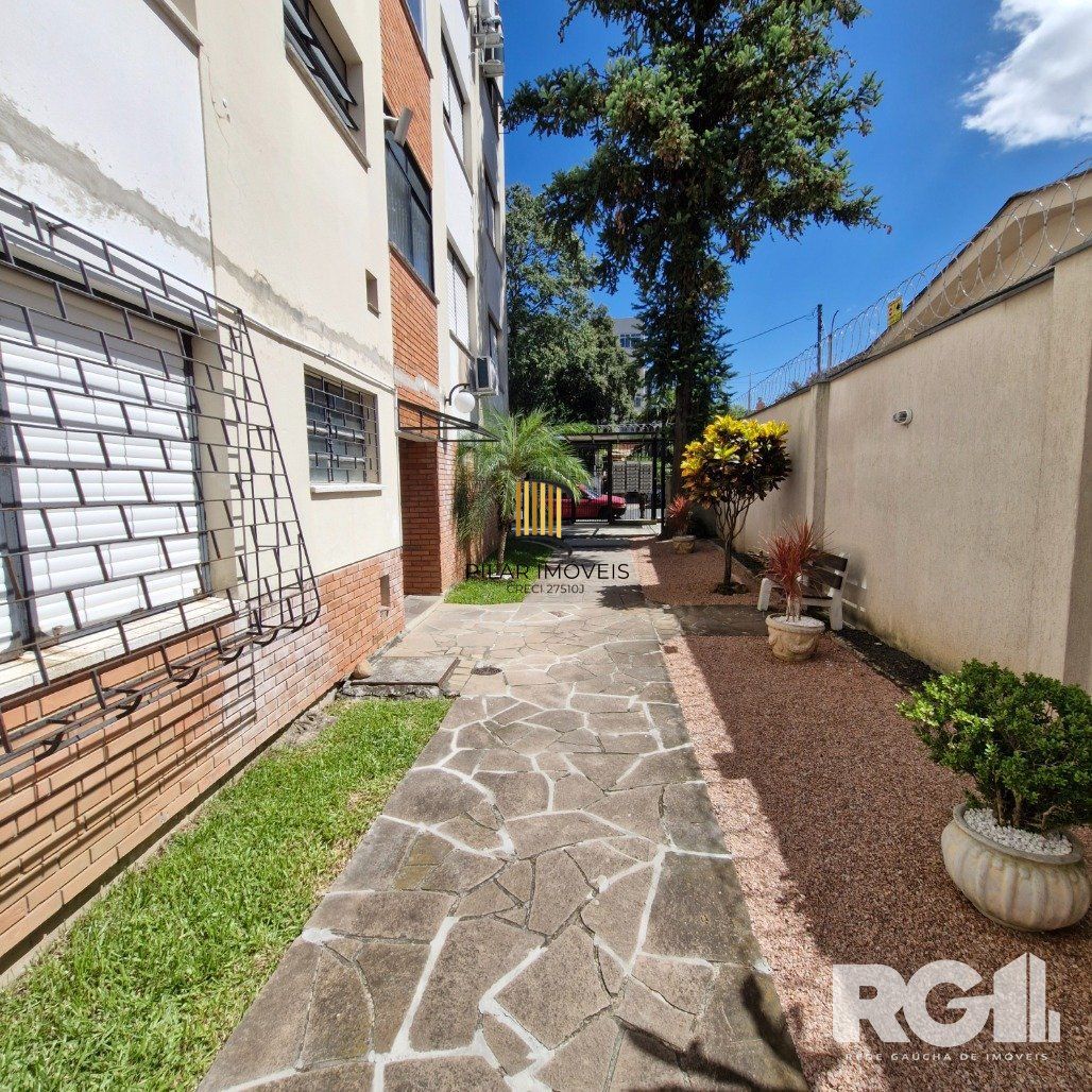 Belo Stúdio à venda na Rua Bento de Amaral, esquina com Barão do Amazonas - Partenon