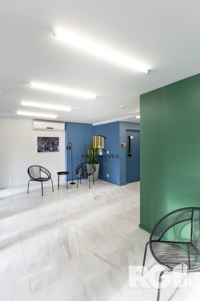 Studio com localização no Centro Histórico de Porto Alegre, uma das ruas mais charmosas e antigas de Porto Alegre,.