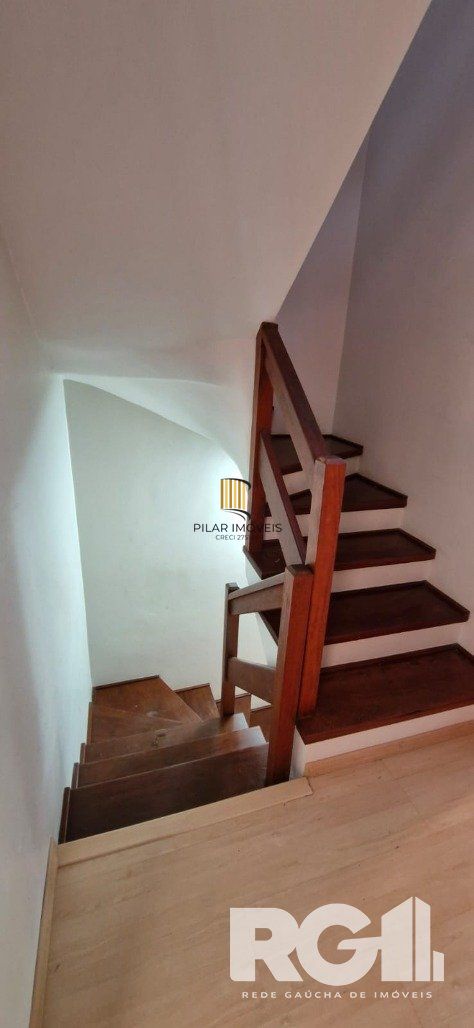 Sobrado com três dormitórios no Condoínio Residência Jardim Verde Ipanema.