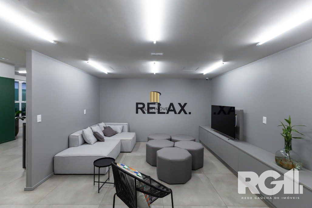 Studio com localização no Centro Histórico de Porto Alegre, uma das ruas mais charmosas e antigas de Porto Alegre,.