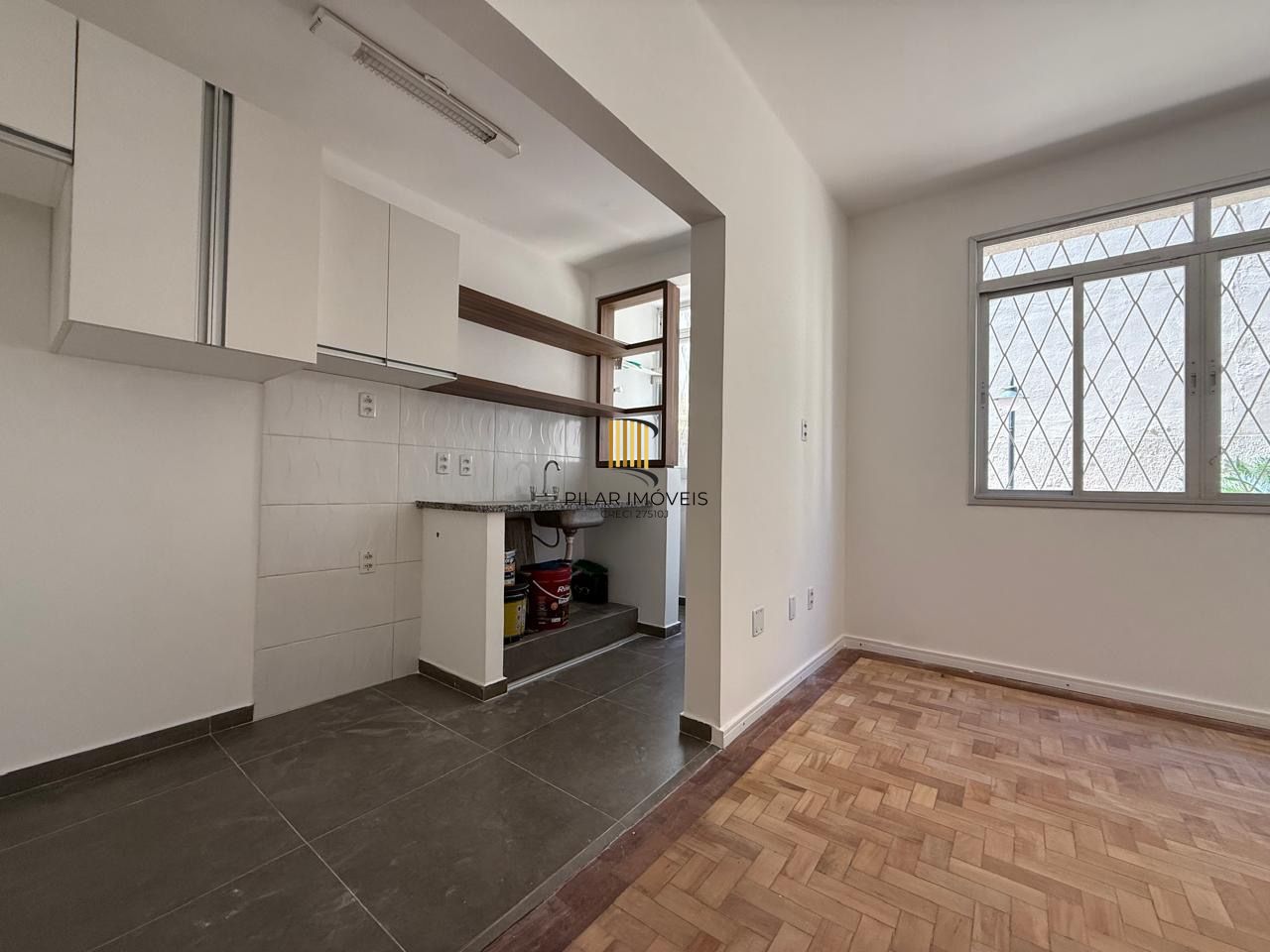 Apartamento com ótima localização no bairro Menino Deus
