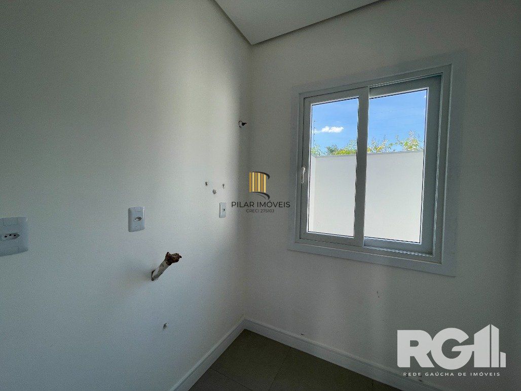 Casa em bairro planejado de Canoas com excelência em beleza e qualidade.