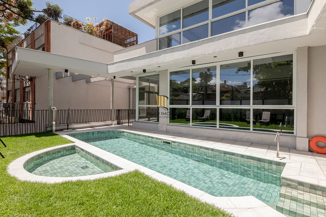 Apartamento 3 dormitórios no bairro Petrópolis