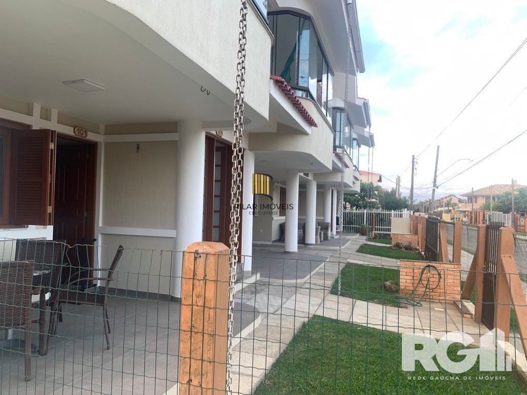 Excelente Apartamento de três Dormitórios em Xangrilá/RS   uma quadra mar