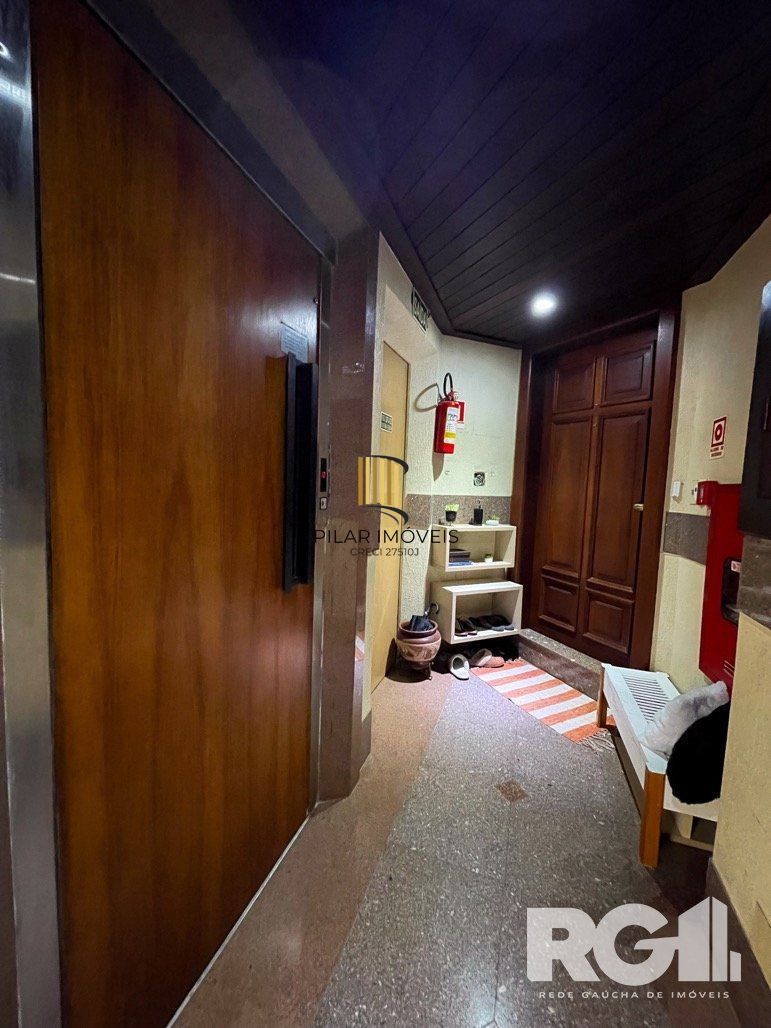 Apartamento com fino acabamento. edifício com elevador panorâmico com 1 apartamento por andar , com fácil acesso a BR116.