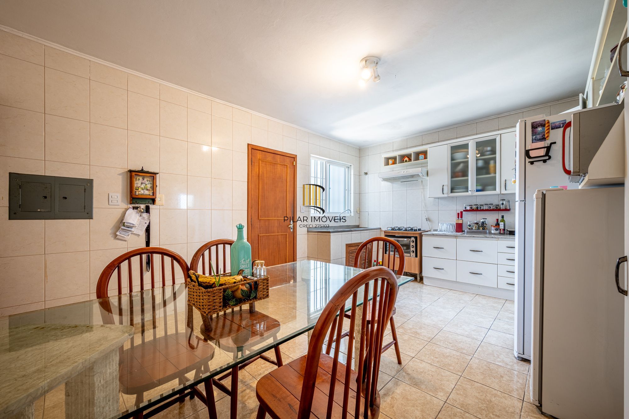 Casa 3 dormitórios no bairro Medianeira