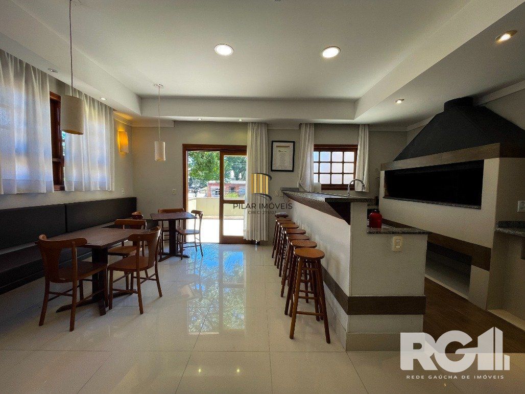 Casa 4D em condomínio na zona sul!
