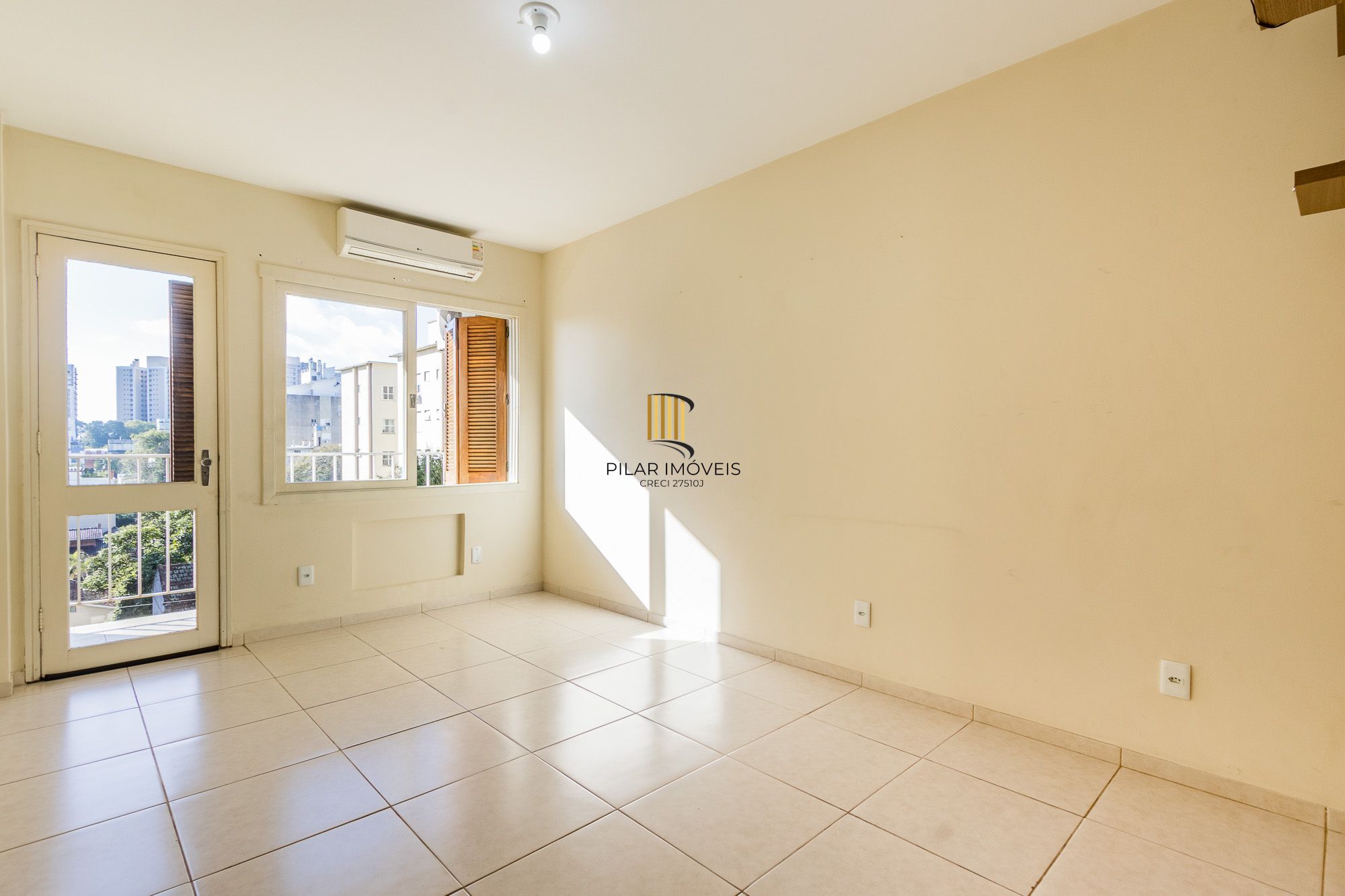 Oportunidade única: Apartamento com dois dormitórios e vaga de garagem à venda no coração do Bairro Higienópolis!