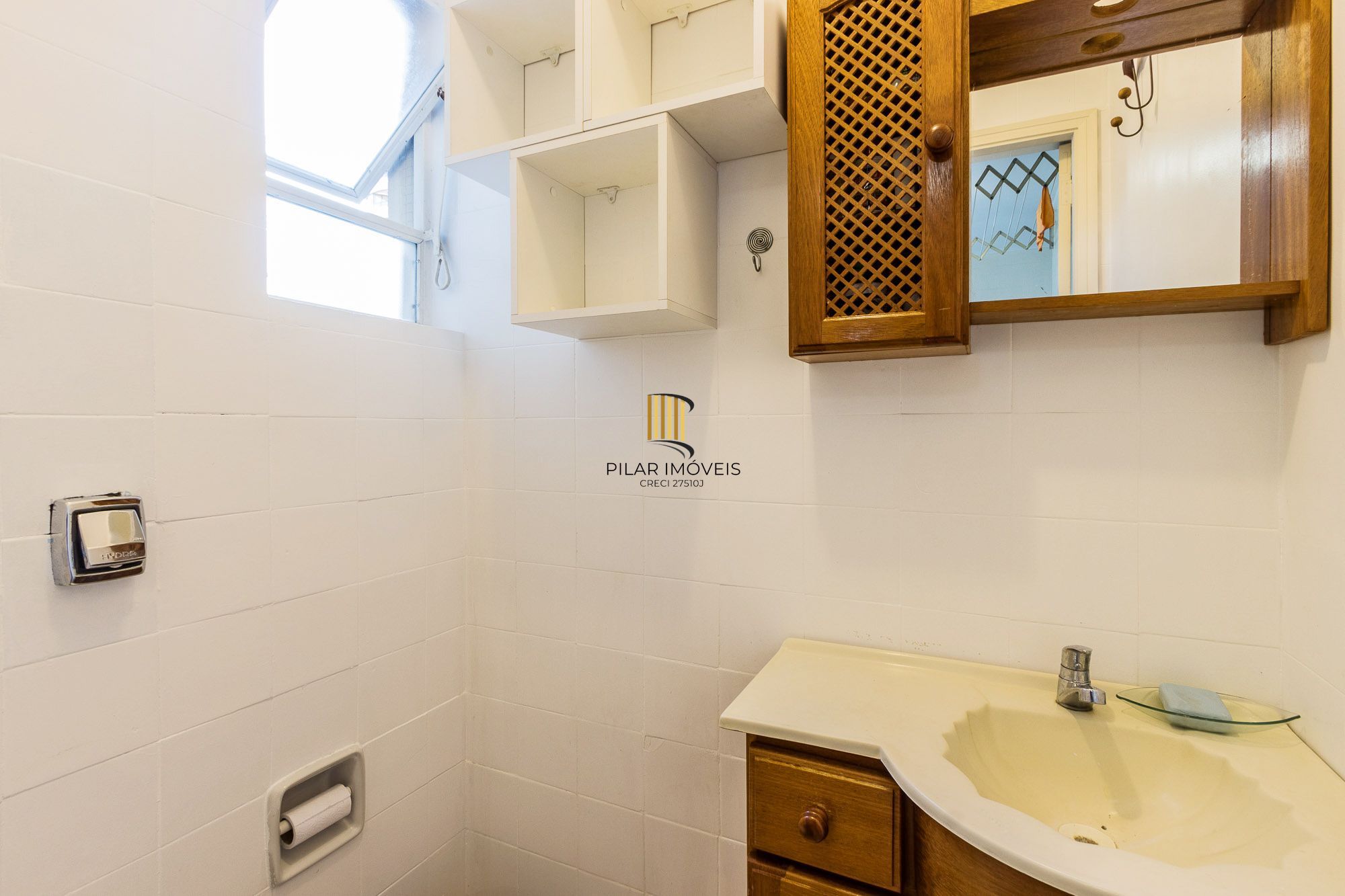 Oportunidade única: Apartamento com dois dormitórios e vaga de garagem à venda no coração do Bairro Higienópolis!