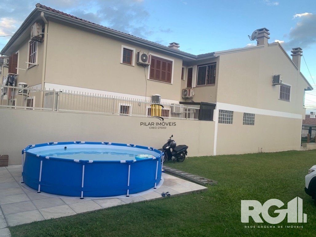 Excelente Apartamento de três Dormitórios em Xangrilá/RS   uma quadra mar