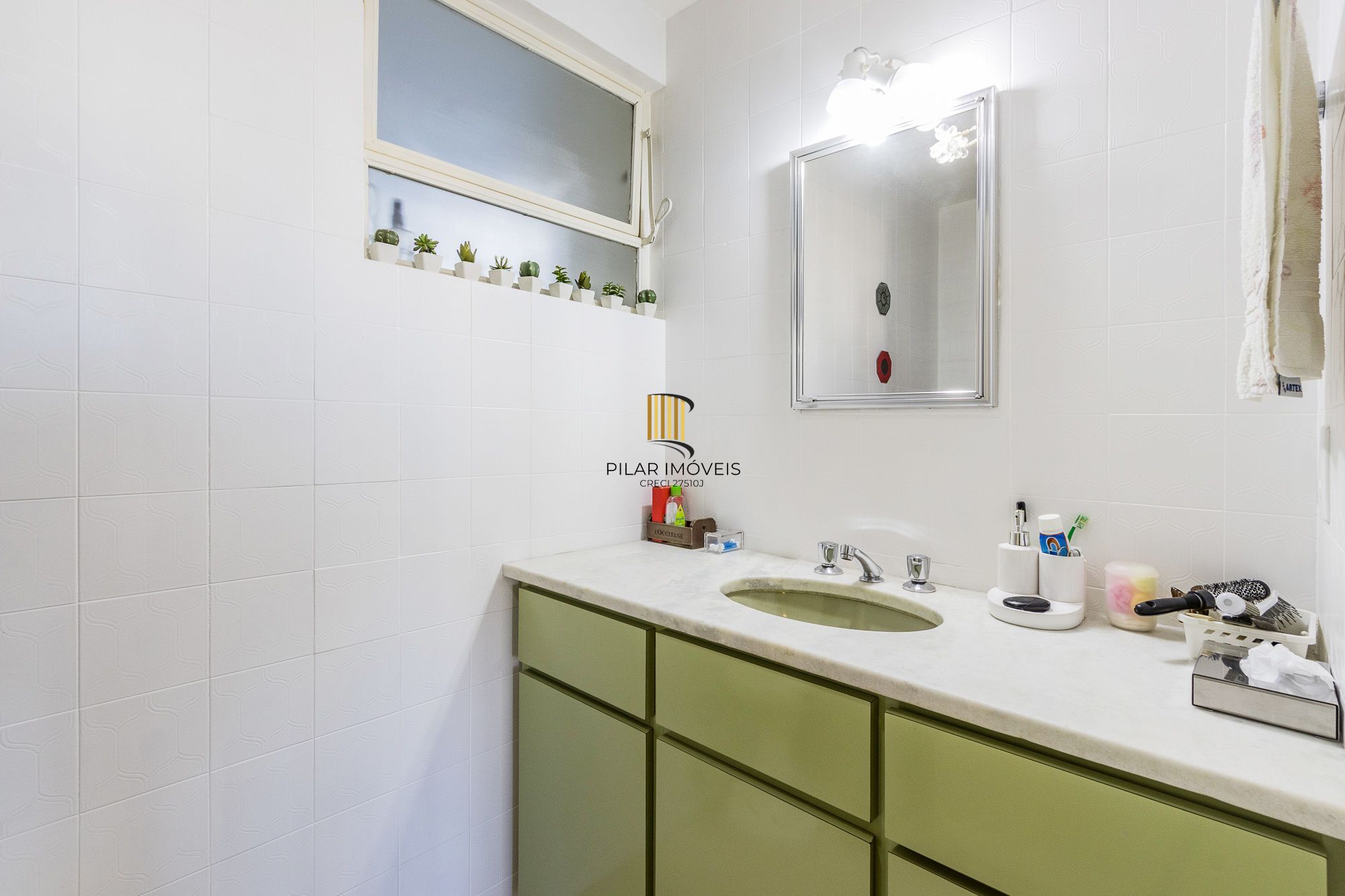 Oportunidade única: Apartamento com dois dormitórios e vaga de garagem à venda no coração do Bairro Higienópolis!