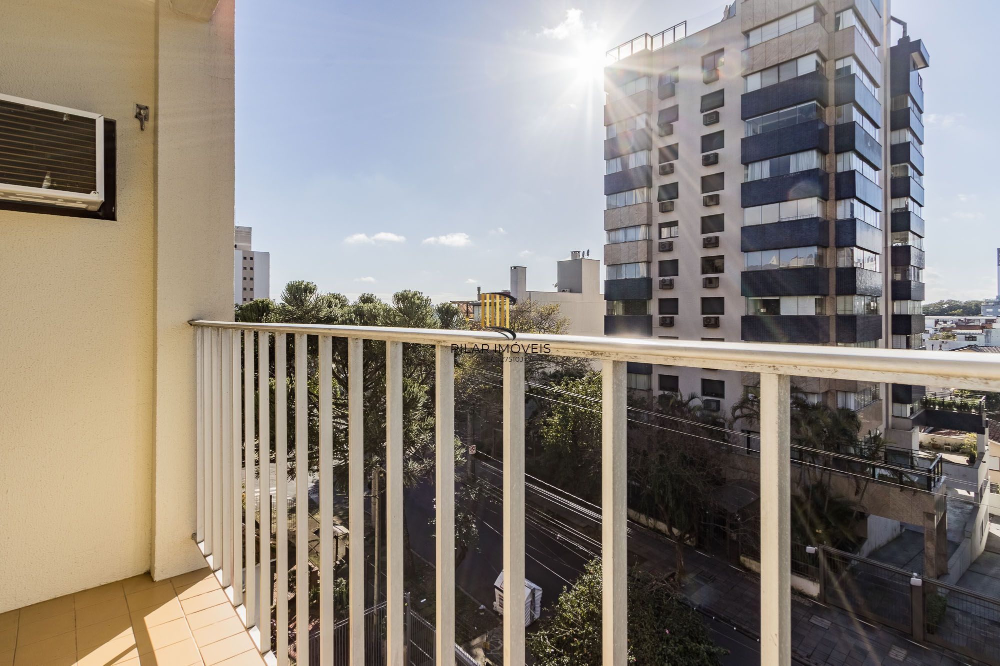 Oportunidade única: Apartamento com dois dormitórios e vaga de garagem à venda no coração do Bairro Higienópolis!