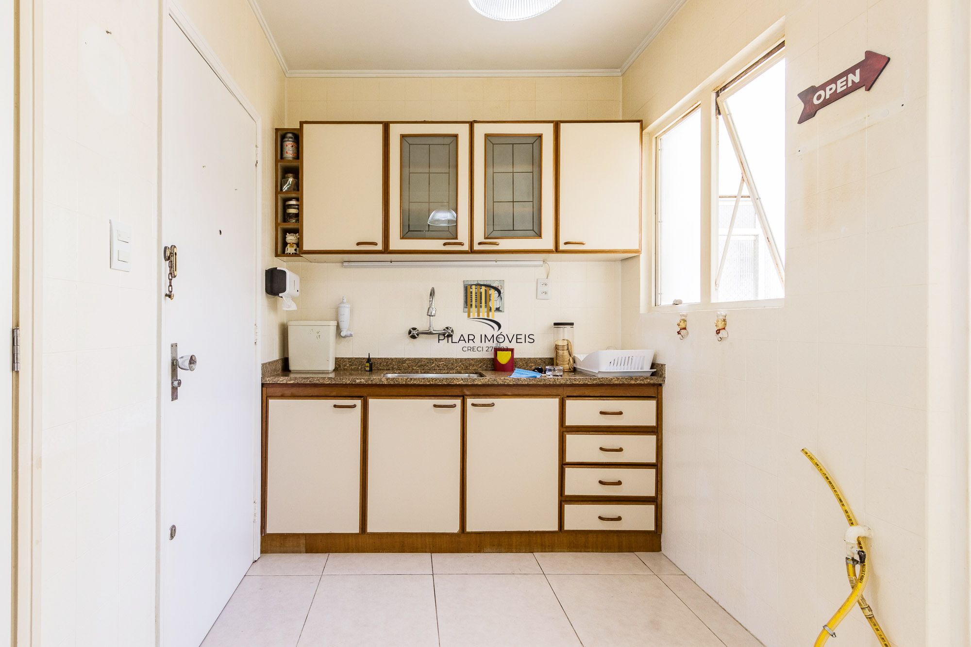 Oportunidade única: Apartamento com dois dormitórios e vaga de garagem à venda no coração do Bairro Higienópolis!