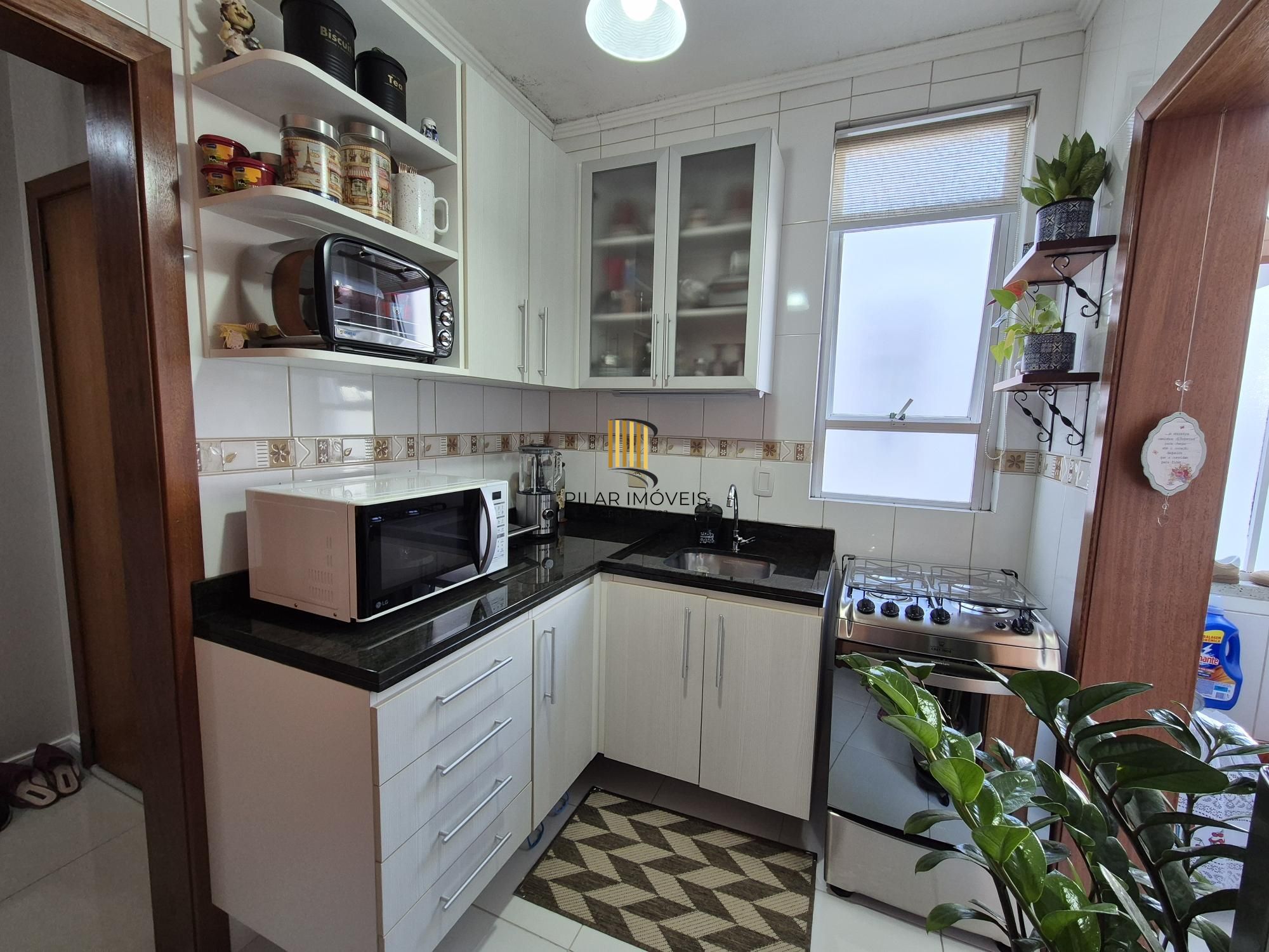 APARTAMENTO COM SUITE NO CONDOMÍNIO EDIFÍCIO MARQUES DE OLINDA