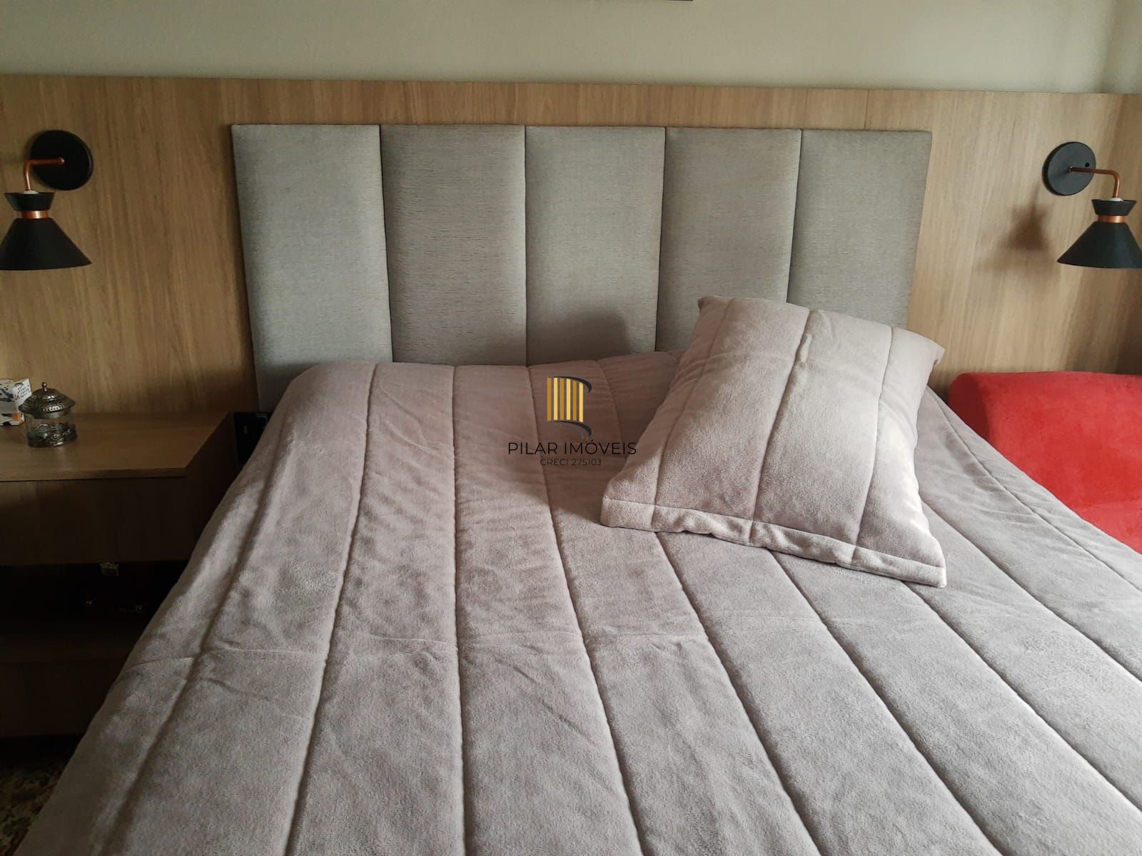 APARTAMENTO COM SUITE NO CONDOMÍNIO EDIFÍCIO MARQUES DE OLINDA