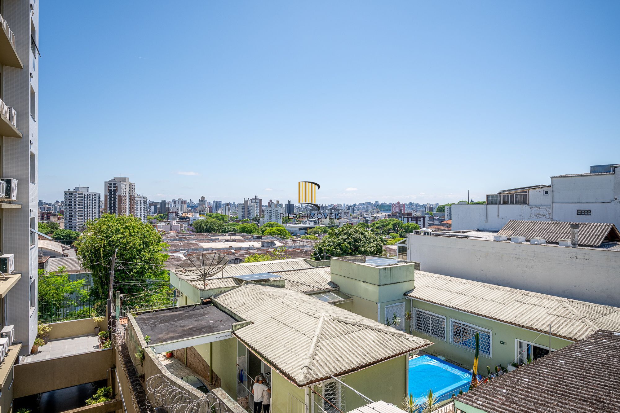 Casa 3 dormitórios no bairro Medianeira