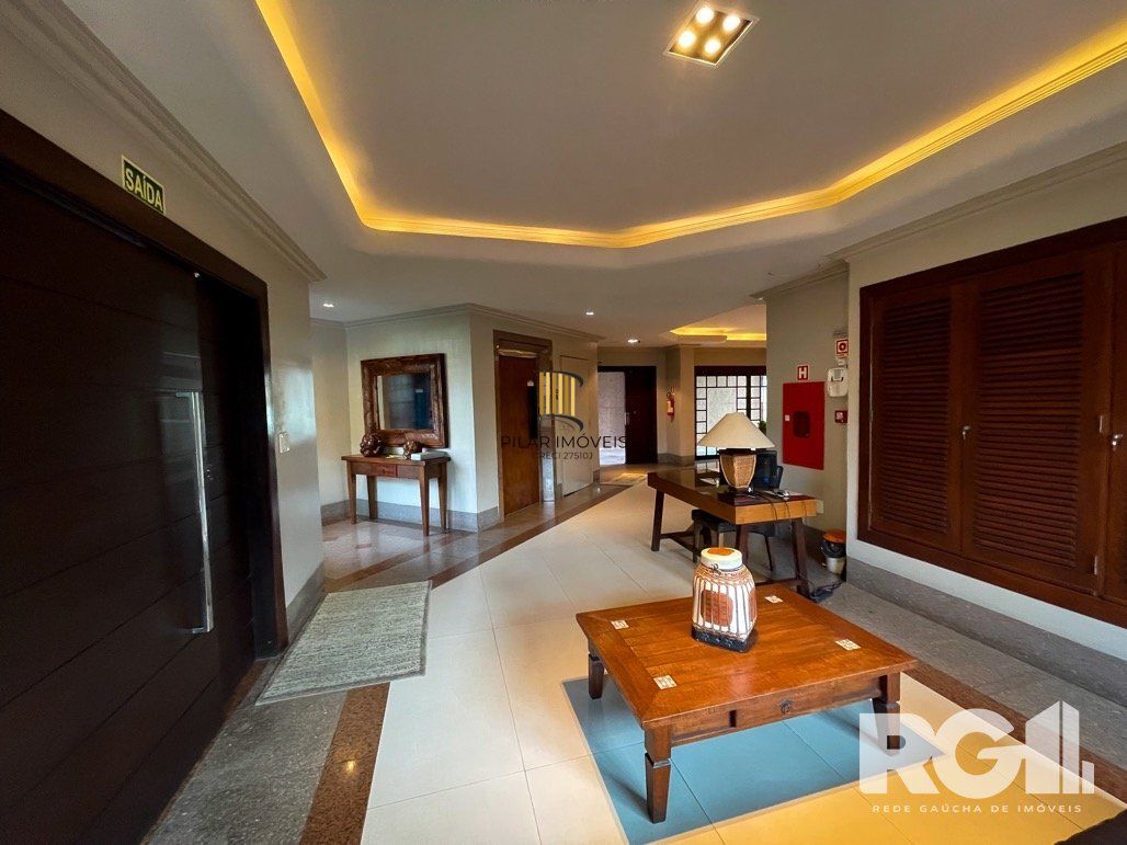 Apartamento com fino acabamento. edifício com elevador panorâmico com 1 apartamento por andar , com fácil acesso a BR116.