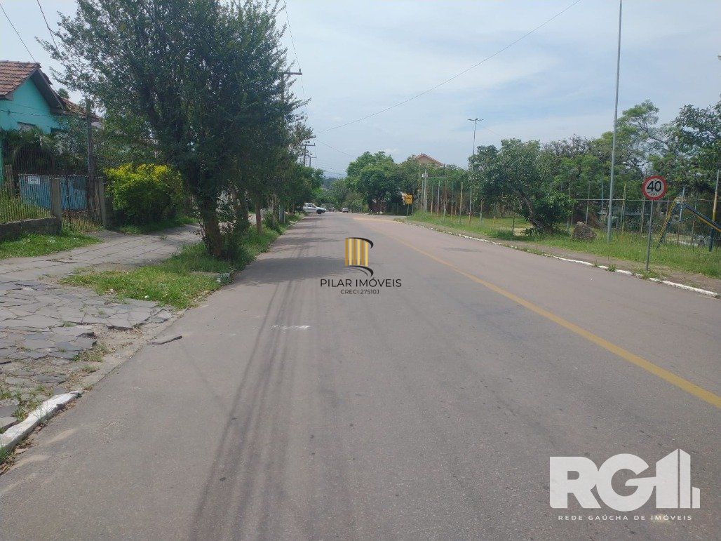 Linda Residência com cinco dormitórios no centro da cidade de Viamão/RS