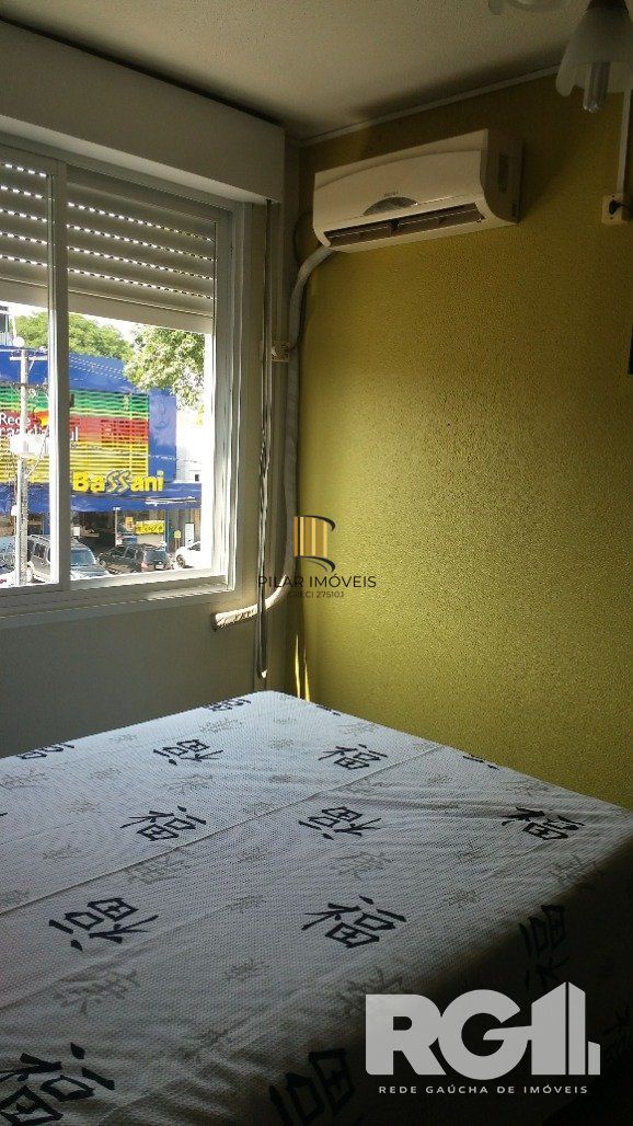Ótimo Apartamento de um Dormitório na Corenel Massot - Cavalhada