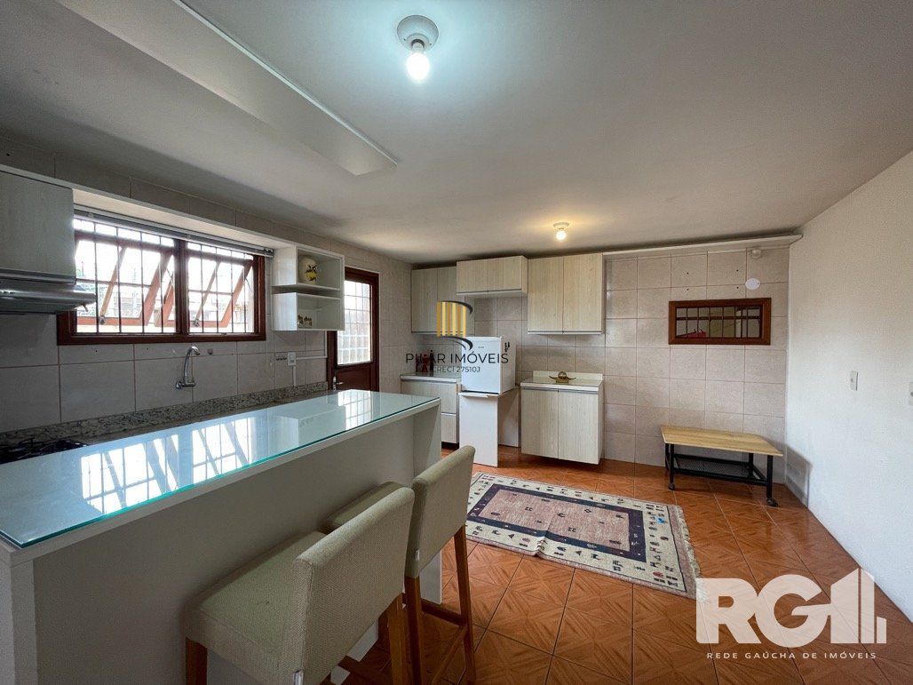 Casa 4 dormitórios no bairro Santo Antônio