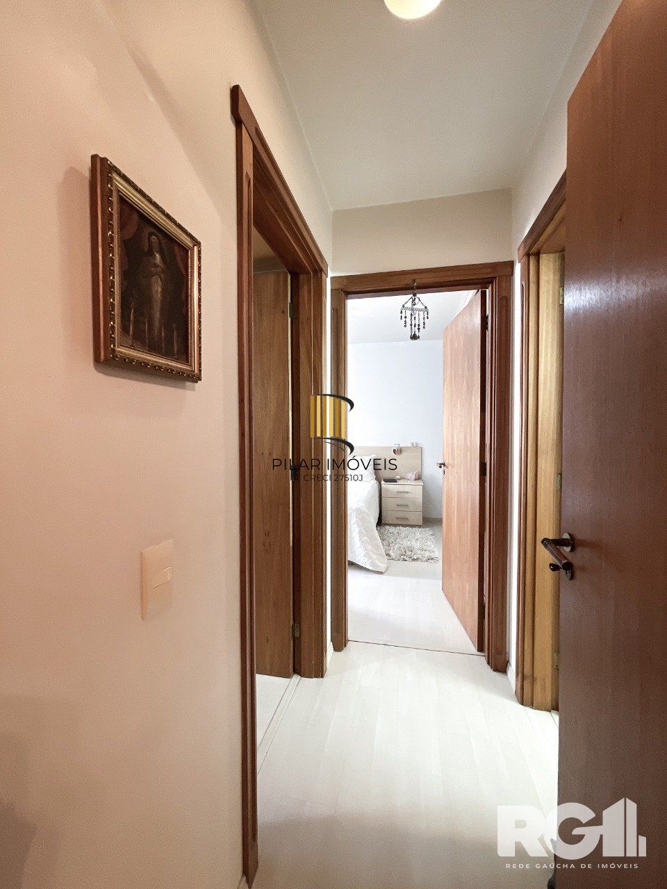 Apartamento 2D com suíte próximo a Praça da Encol.