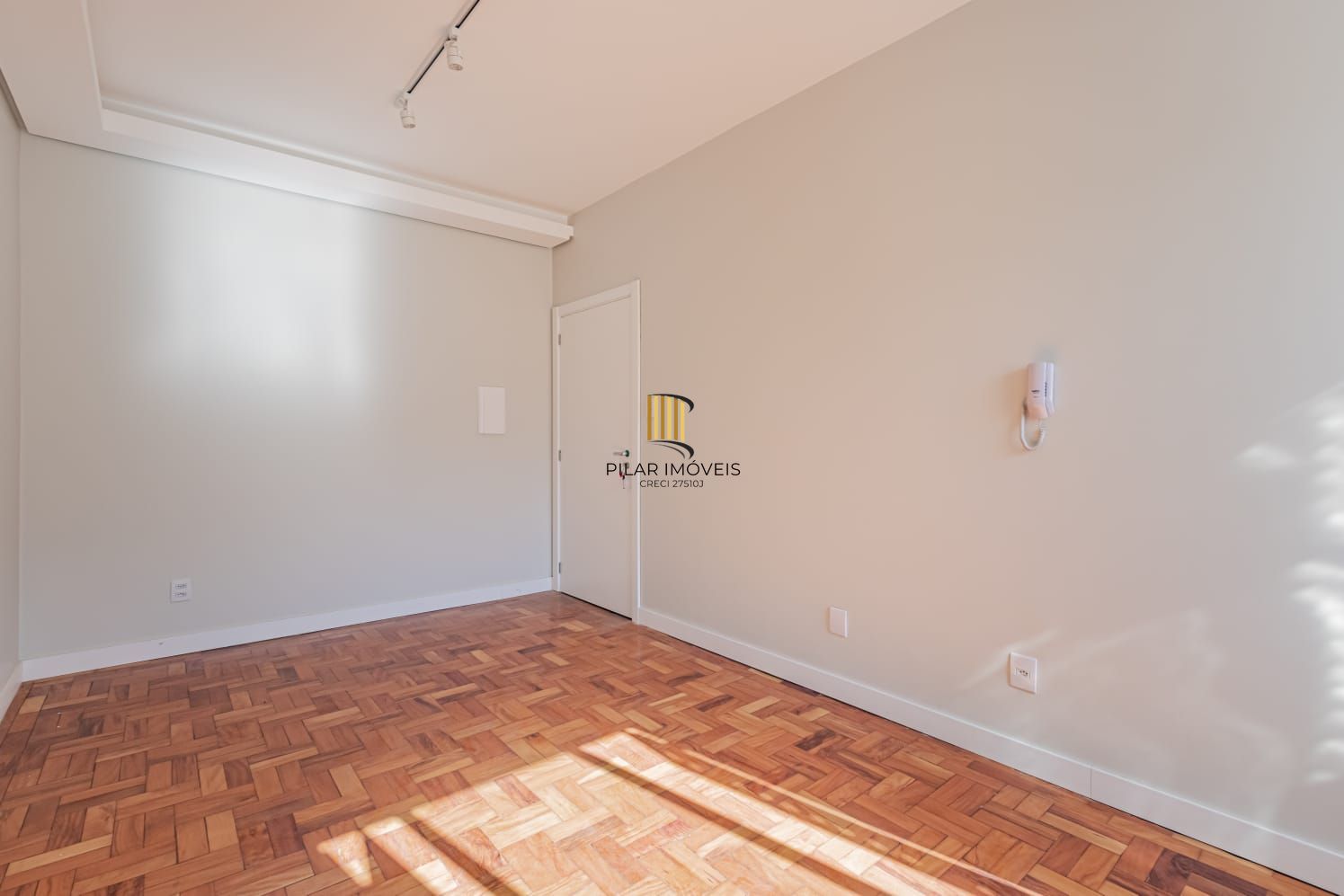 Lindo apartamento com dois dormitórios, agende uma visita para conhecer todos os detalhes pessoalmente.