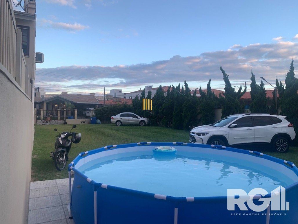 Excelente Apartamento de três Dormitórios em Xangrilá/RS   uma quadra mar