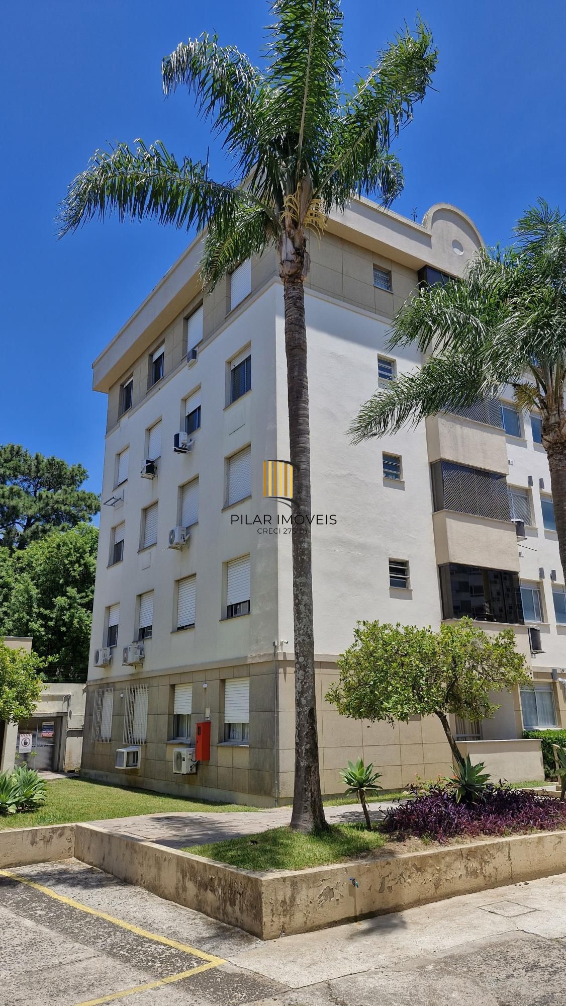 Excelente Apartamento de dois Dormitórios perto do Bourbon Aparício Borges.