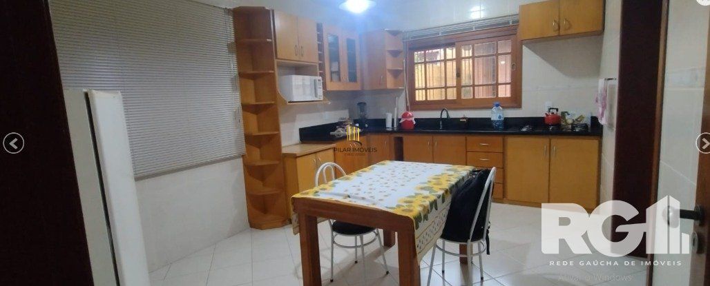Excelente  Casa 2 Dormitórios a dois Minutos do Centro de Viamão