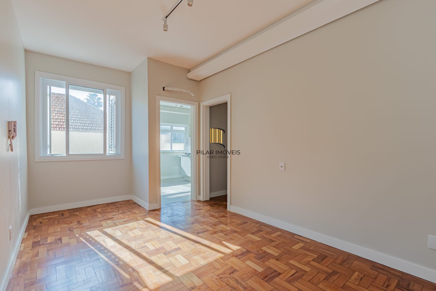 Lindo apartamento com dois dormitórios, agende uma visita para conhecer todos os detalhes pessoalmente.