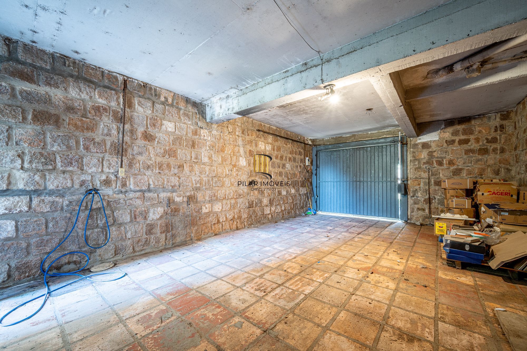 Casa 3 dormitórios no bairro Medianeira