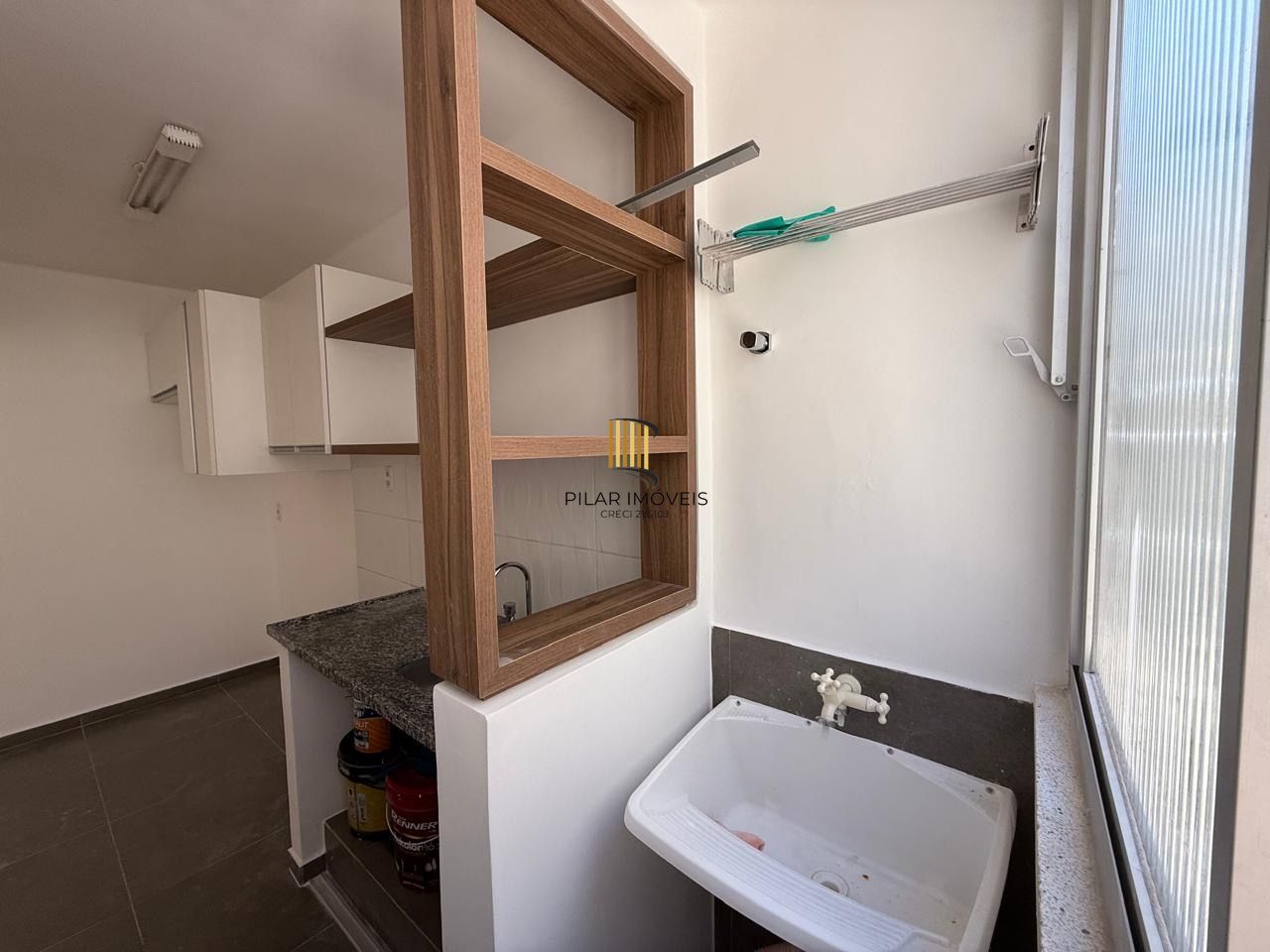 Apartamento com ótima localização no bairro Menino Deus