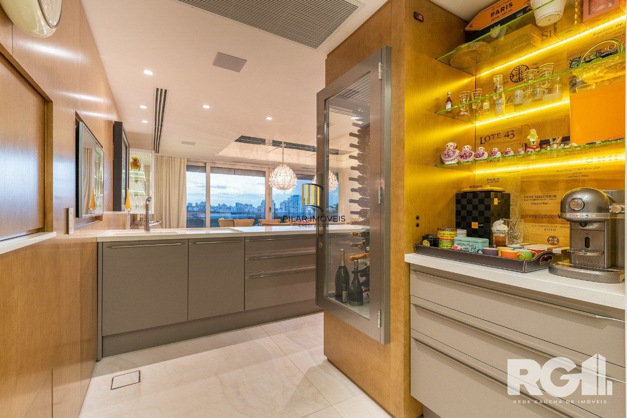 Luxuoso Apartamento no Mirador